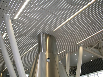 Dobner Aluminium-Paneeldecken